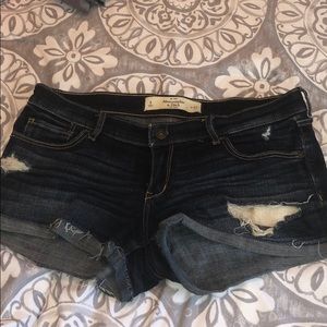 Abercrombie ripped shorts